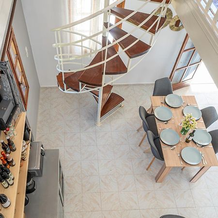 Southbank Seafront Apartments กาเตลิออส ภายนอก รูปภาพ