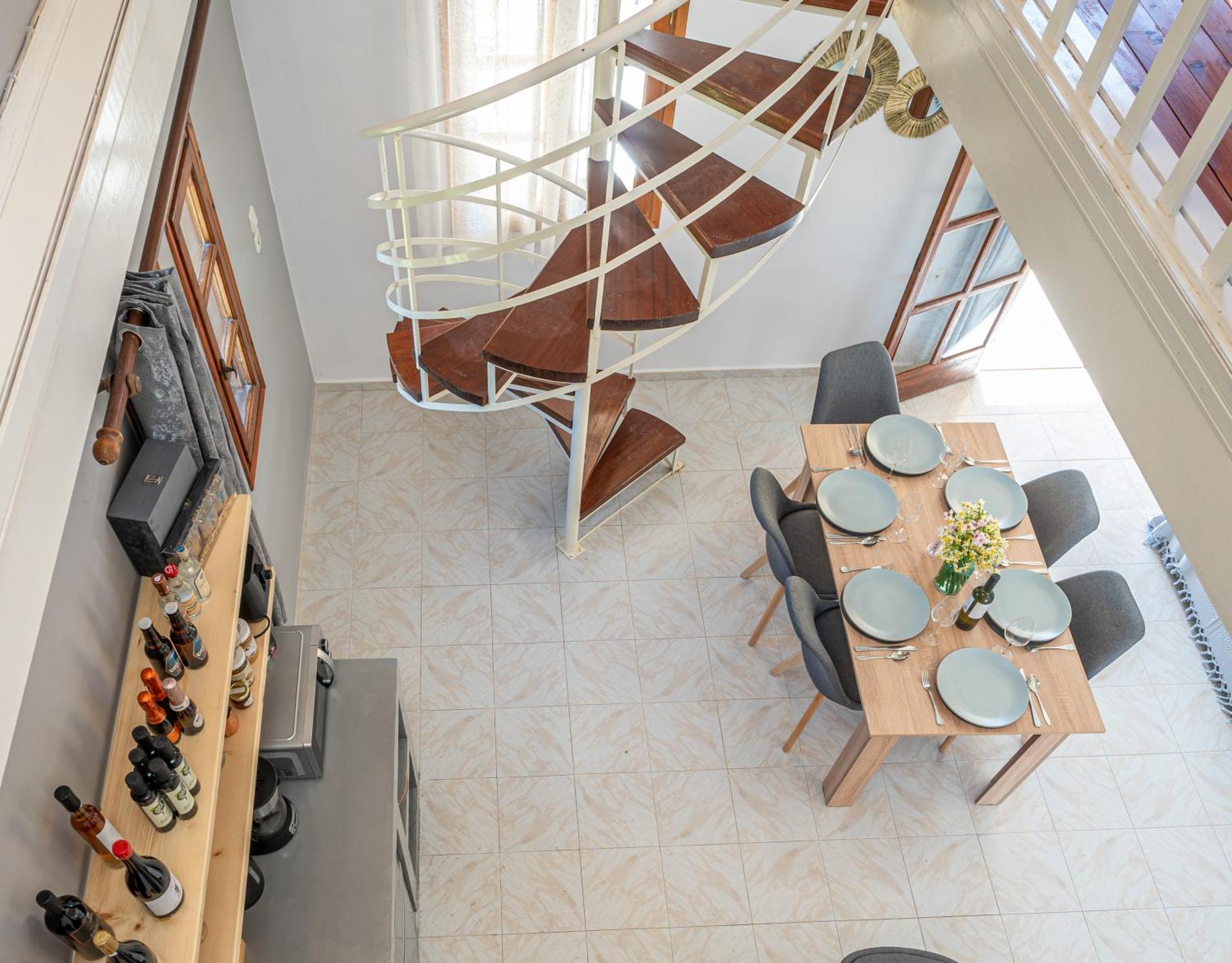 Southbank Seafront Apartments กาเตลิออส ภายนอก รูปภาพ